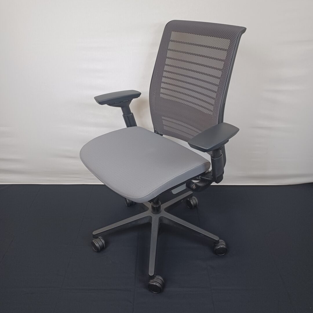 Pre-owned Steelcase Think Task Chair