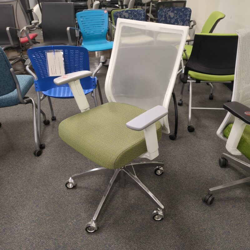 showroom sample kimball helio chair