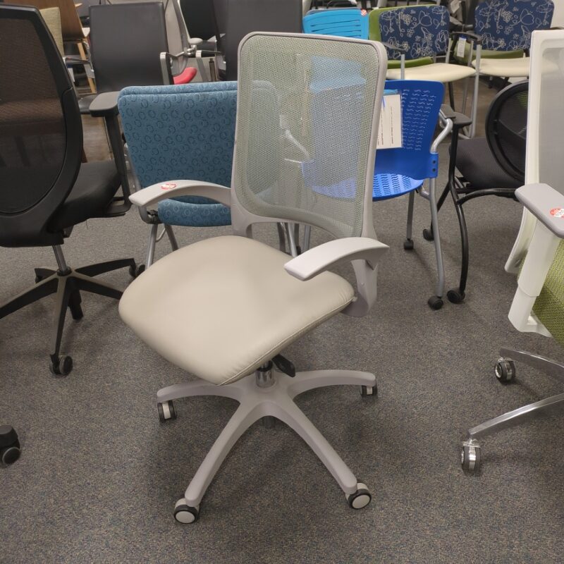 showroom sample eurotech mesh midback chair