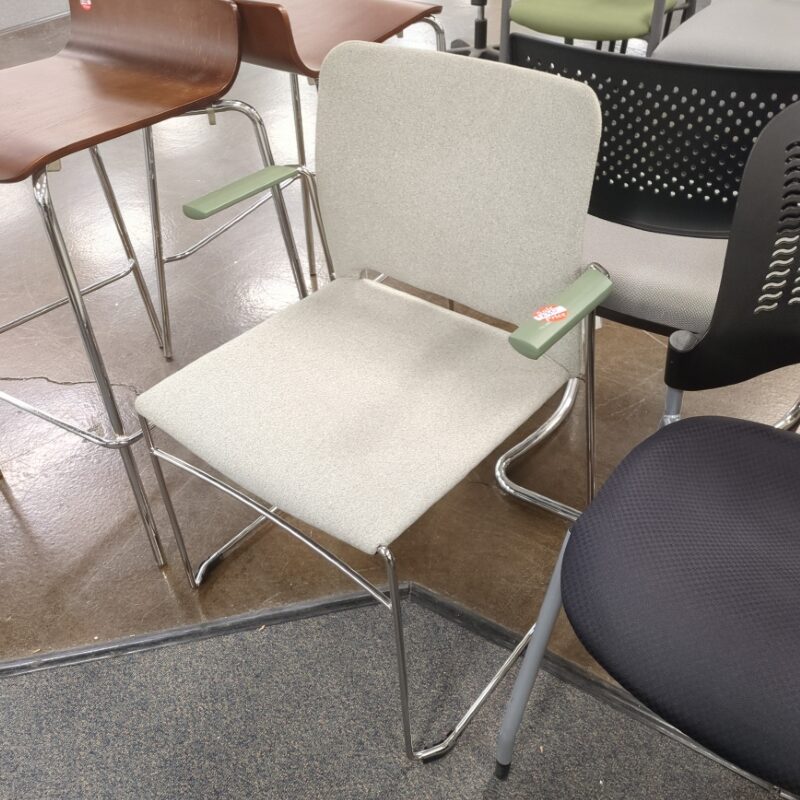 Showroom Sample Office Master Tibidi Side Chair