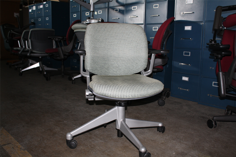 Used Vecta Task Chair Office Furniture Warehouse