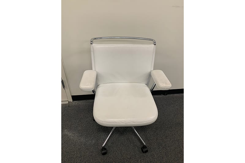 Used White Leather Swivel Chair by Antonio Citterio